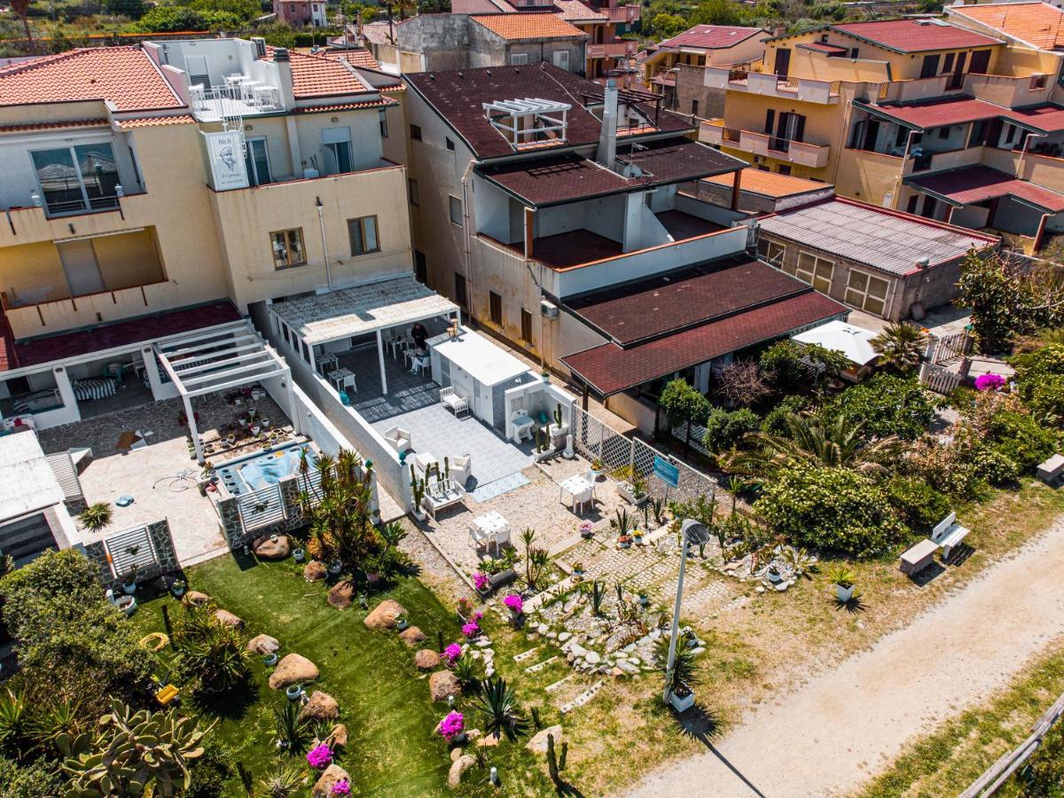 B&B Stella Marina Capo dʼOrlando Buitenkant foto